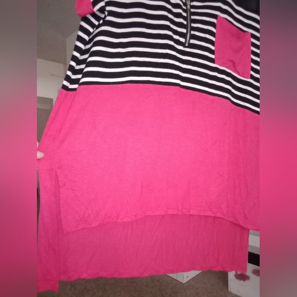 Plus blouse 💕💕 - Picture 7 of 8